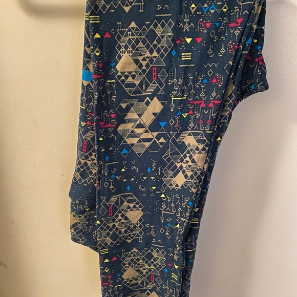 TC lularoe leggings-new - Picture 3 of 3